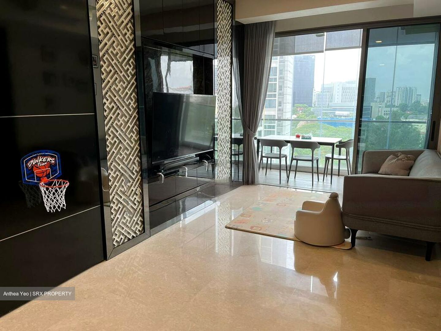6 Derbyshire (D11), Condominium #580719311